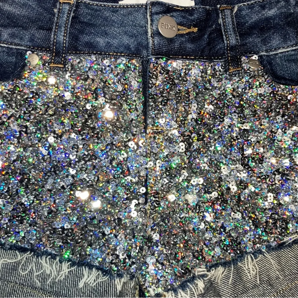 Victoria’s Secret Pink Denim Rainbow Silver Sequin Dark Blue Jean Shorts 0 RARE - Picture 6 of 8